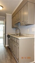 Building Photo - 6930 Melbourne Dr
