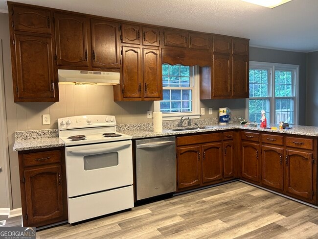 Building Photo - 10 Freestone Dr
