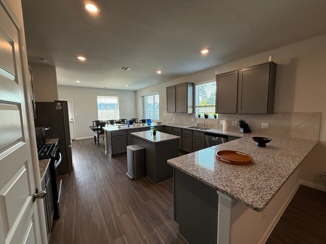 Building Photo - 13269 Musky Dr