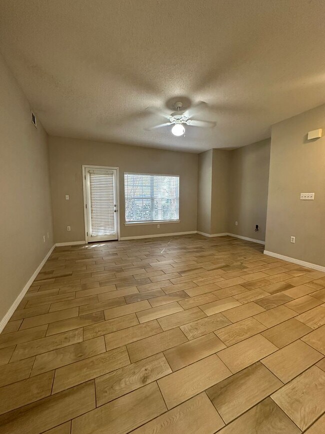 Foto del edificio - Quiet Condo at The Oaks at Niceville