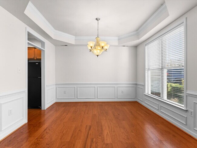 Building Photo - 709 Abbey Village Cir