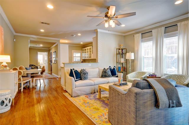 Building Photo - 3915 W 6th St