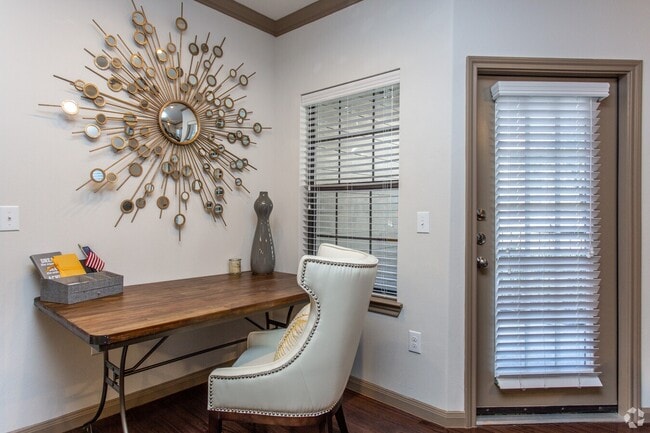 Building Photo - Move-In Made Simple – No Deposit Needed