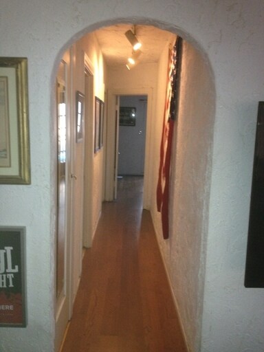 Hallway - 1131 N Vista St