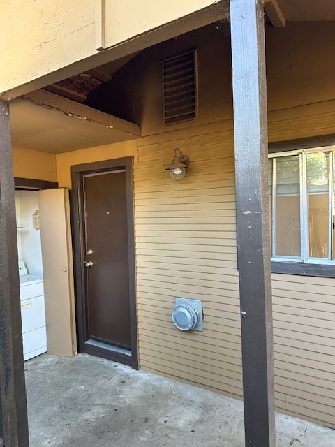 Building Photo - 115-112 Poplar Ave