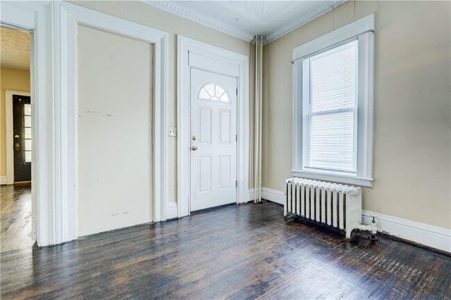 Building Photo - 416 Gregory St