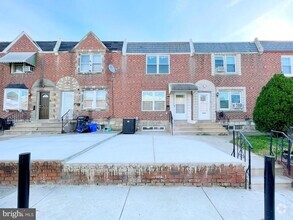 Building Photo - 3905 Claridge St
