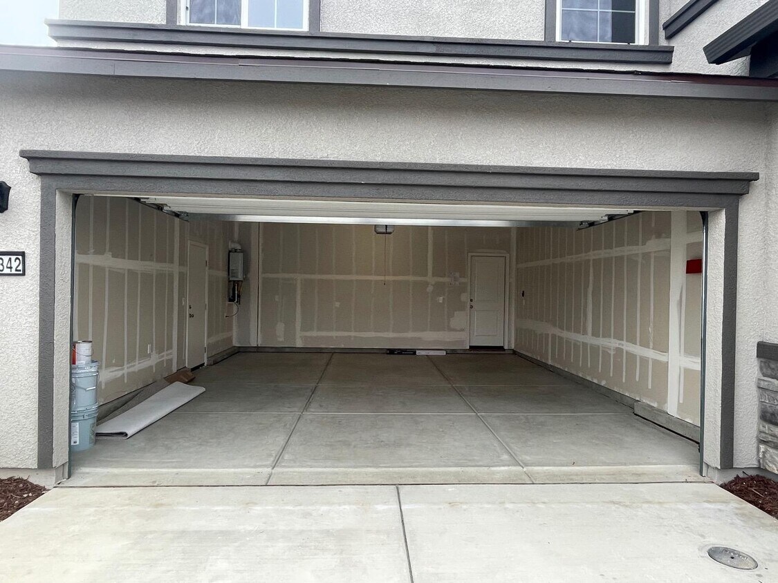 1342 W Ryan Ave, Fowler, CA 93625 House Rental in Fowler, CA