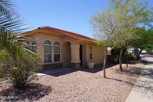 Building Photo - 23205 W Arrow Dr