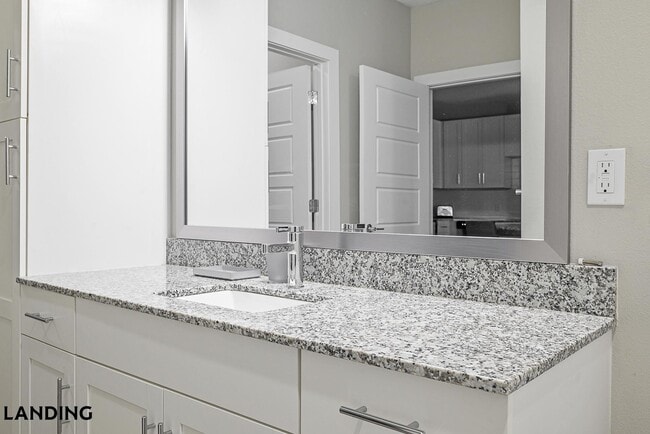 Foto del edificio - 3060 Southcreek Blvd