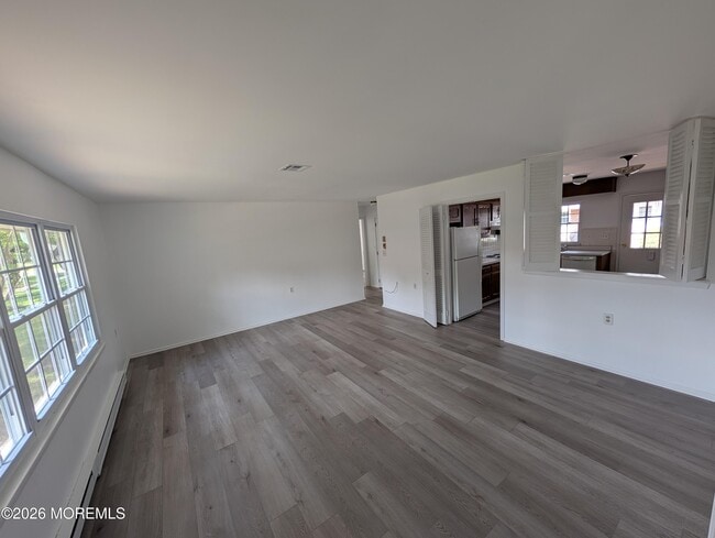 Building Photo - 1042C Aberdeen Dr