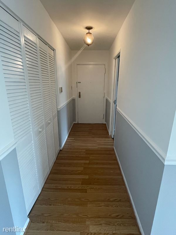 Foto del edificio - 1 br, 1 bath Condo - 9718 kingsbridge drive