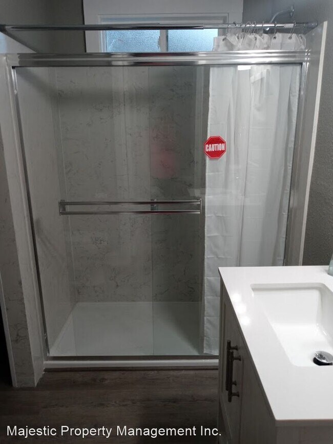 Foto del edificio - 3 br, 2 bath House - 2320 Marine Ave