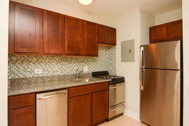 Foto del edificio - 450 W Wellington Ave