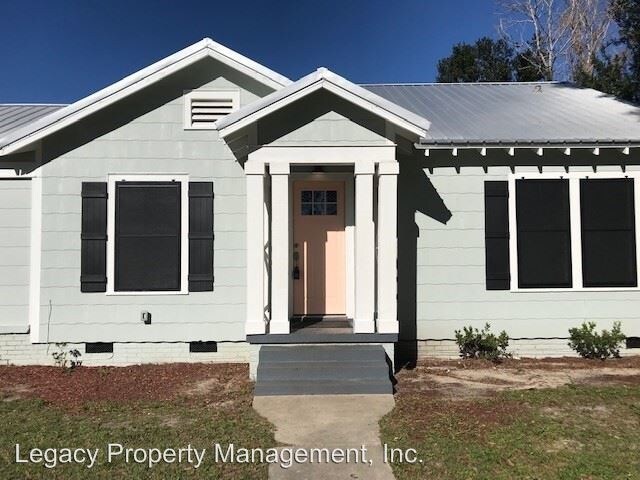 Primary Photo - 2 br, 1 bath House - 3220 West Cervantes St
