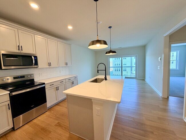 Building Photo - 2 Codman Wy