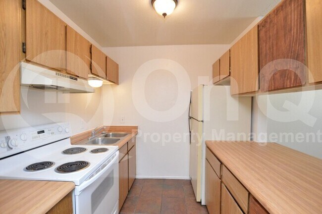 Foto del edificio - 317 N 93rd St