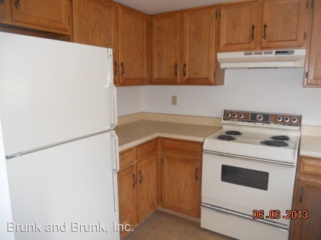 Building Photo - 6807 Delmonico Dr
