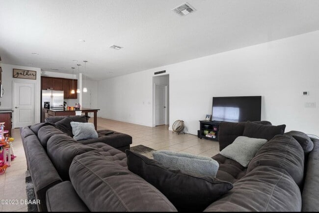 Photo - 5435 Estero Loop House