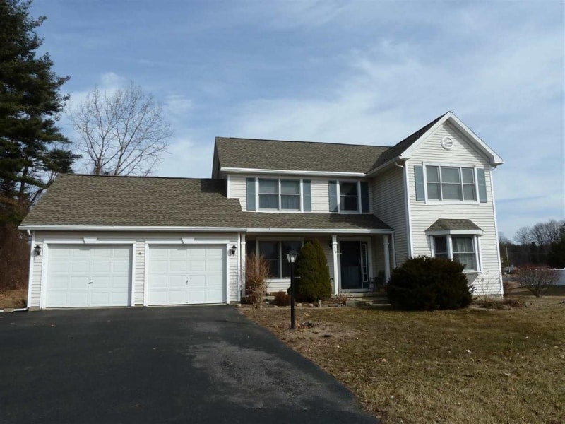 Primary Photo - 220 Concord Hill Dr