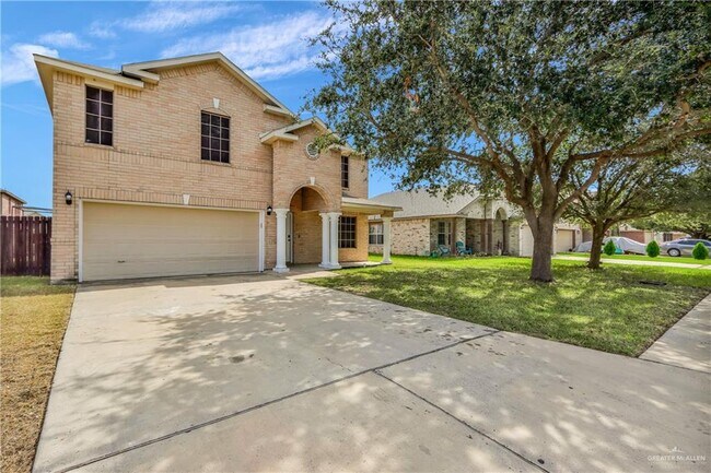 Foto del edificio - 25 Periwinkle Ave