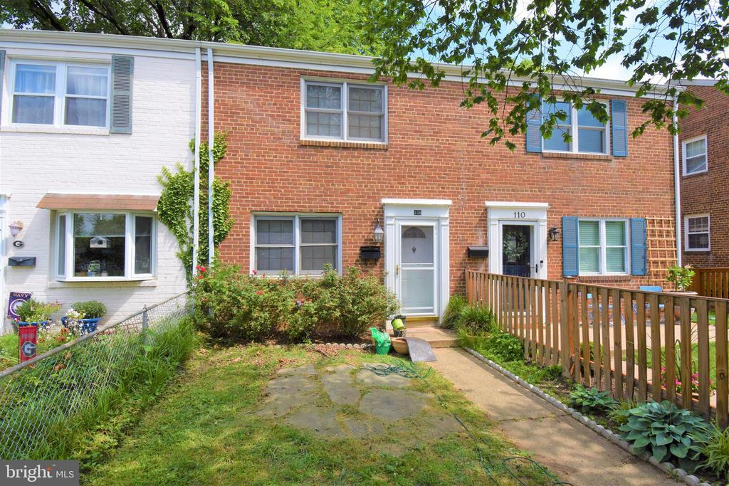 Foto principal - 108 E Rosemont Ave