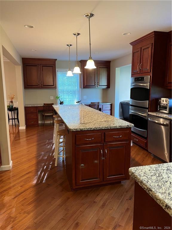 Building Photo - 7 Strawfield