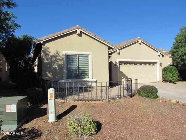 Building Photo - 1046 Estancia Dr