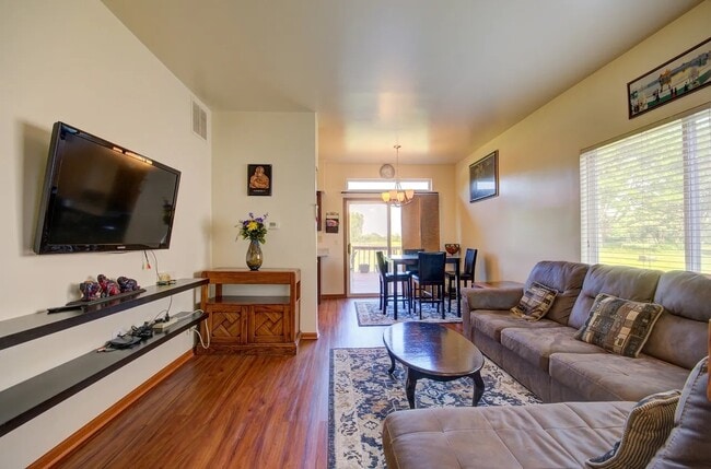 Building Photo - 14005 Danbury Dr