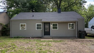 Building Photo - 942 N 26th St