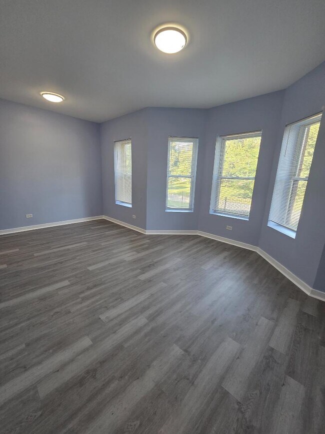 Foto del edificio - 7252 S Lowe Ave