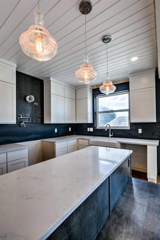 Foto del edificio - 25805 Case Ln