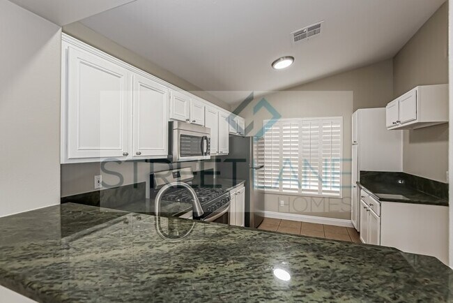 Foto del edificio - Charming 3 bedroom home in Las Vegas!