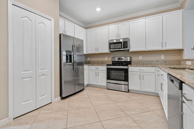Foto del edificio - 4264 Lemongrass Dr