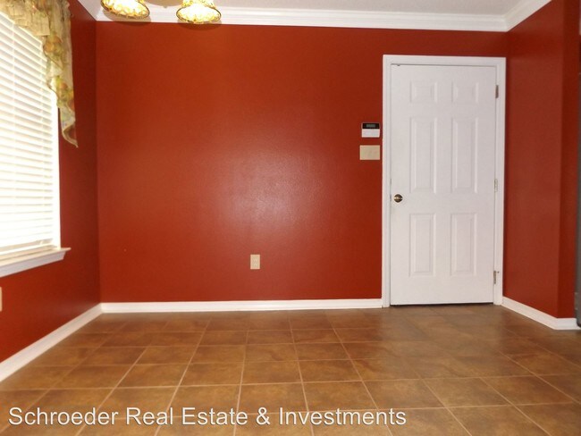 Building Photo - 7416 Oak Cove Dr