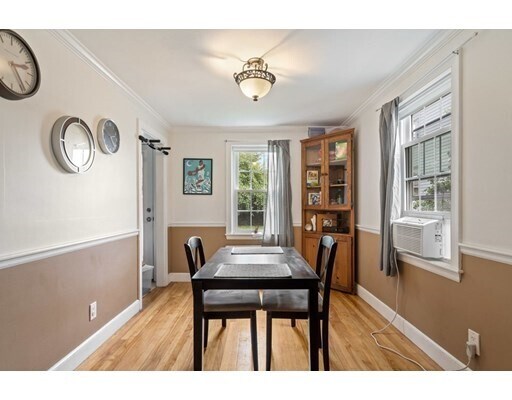 Building Photo - 28 Bromfield St