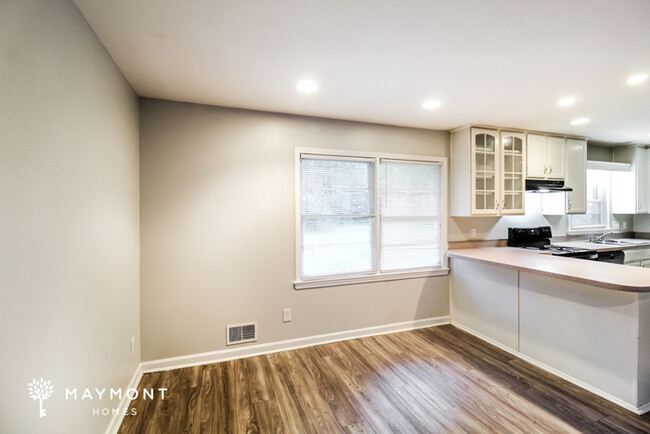 Foto del edificio - Welcoming Home in Ellenwood, GA