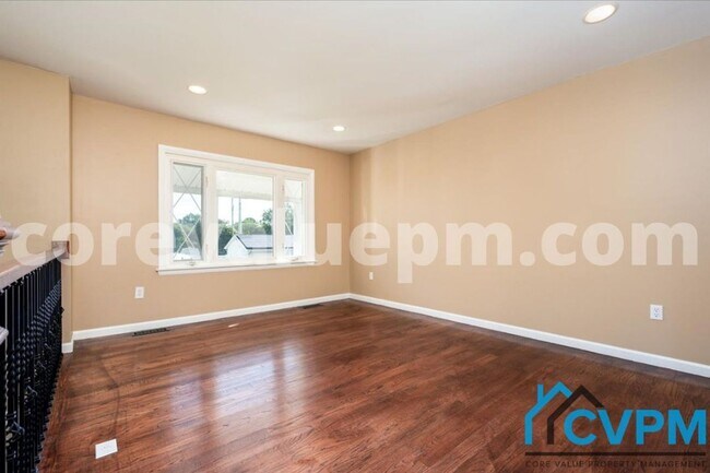 Building Photo - 930 Autumn Valley Ln