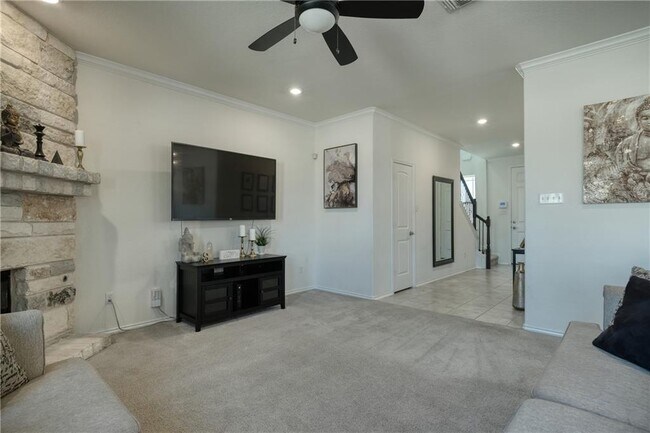 Foto del edificio - 521 Bradford Ln