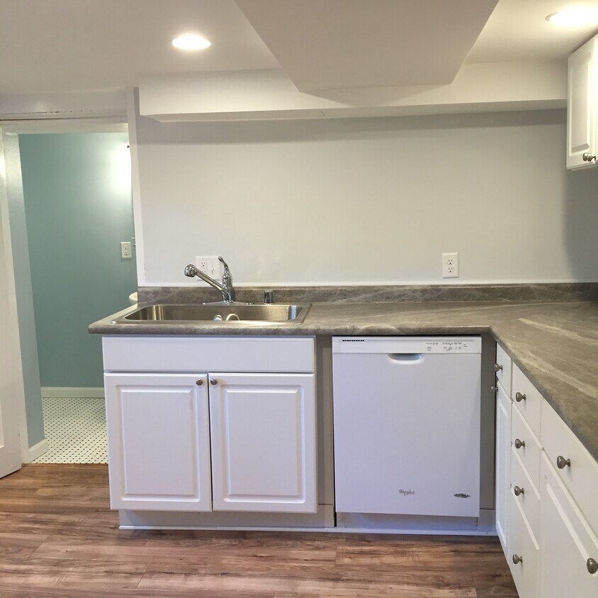 Foto principal - 1149 E Dayton St