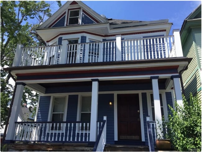 Building Photo - 496 W Ferry St
