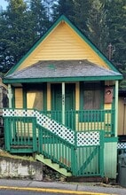 Building Photo - 346 Bawden St