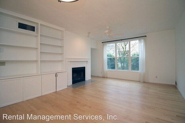 Building Photo - 2 br, 2 bath House - 1710 S Harbor Way #205