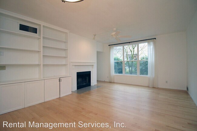 Foto del edificio - 2 br, 2 bath House - 1710 S Harbor Way #205