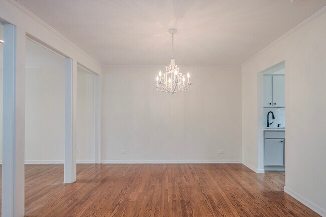 Building Photo - 3036 Highland Ave