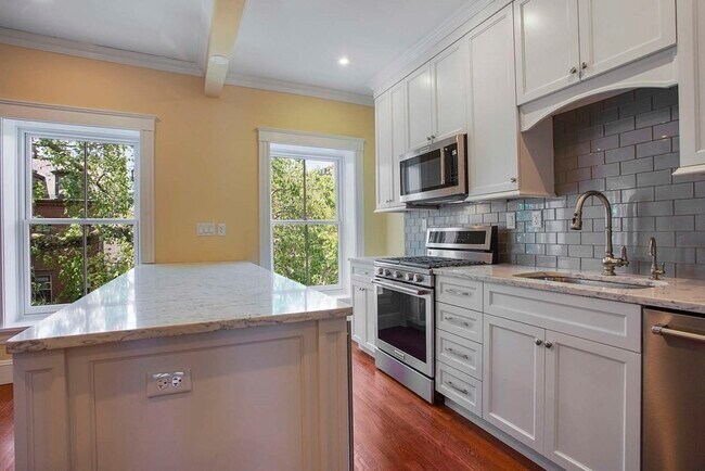 Foto del edificio - 73 Rutland St