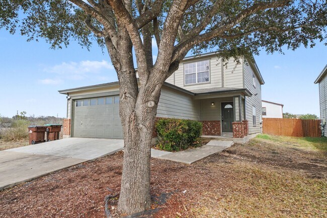 Building Photo - Spacious Cul-de-Sac Home with Greenbelt Privacy - Realtor Commission: $500