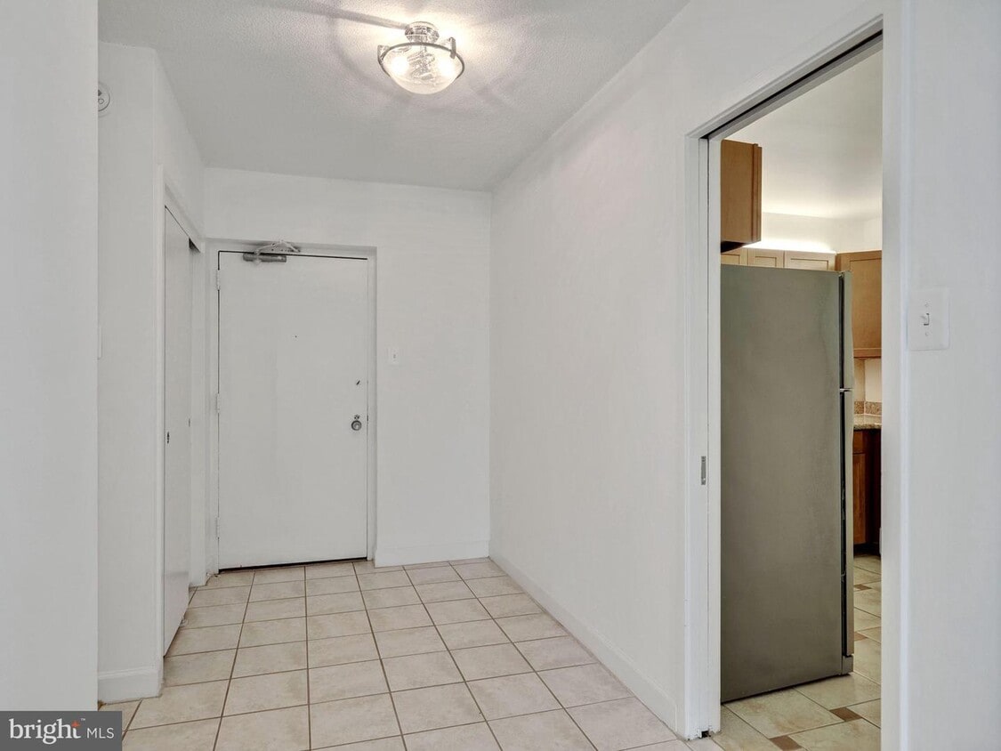 5500 Friendship Blvd Unit 1217N, Chevy Chase, MD 20815 Condo for Rent