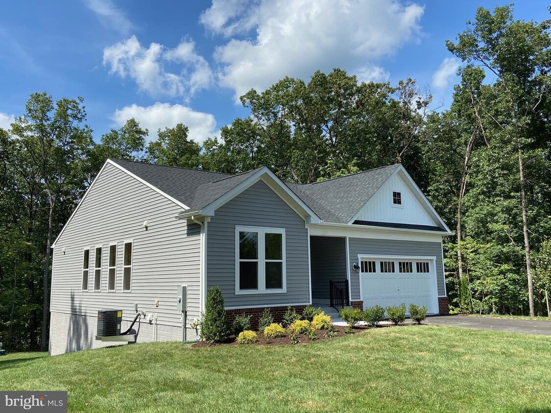 Primary Photo - 504 McDonald Rd