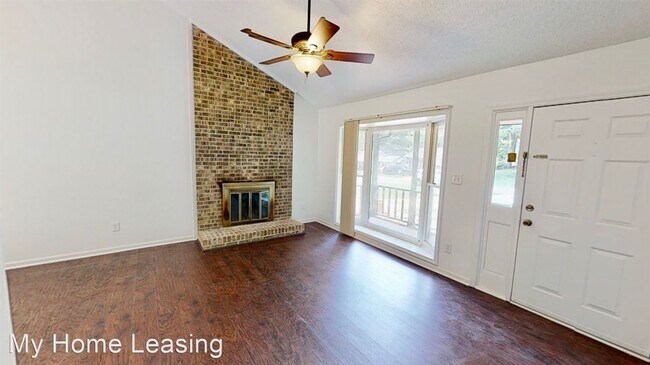 Building Photo - 3 br, 1.5 bath House - 6621 Goldfinch Road